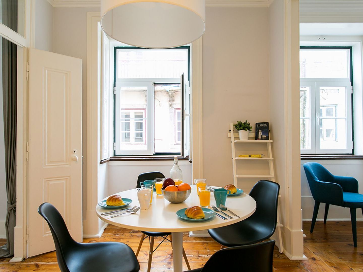 Joivy Splendid 2Br Flat In Bairro Alto, Nearby Luis De Camoes Square Leilighet Lisboa Eksteriør bilde